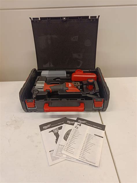Pop Rivet Pliers Milwaukee M12 Bprt Ps Auction We Value The Future