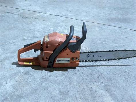 Husqvarna 137 chainsaw - South Auction