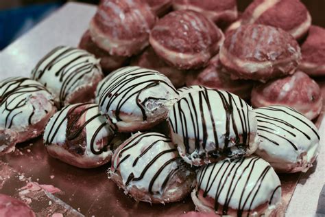 This Bakery Serves The Best Donuts In Minnesota Iheart