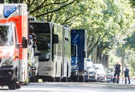 Des Blessés Après Une Attaque Au Couteau En Allemagne Lassaillant