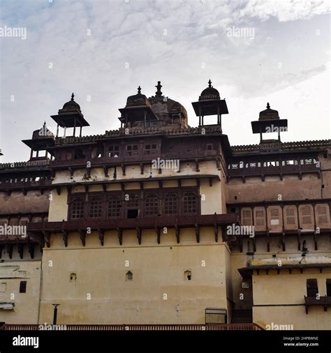 Jahangir Mahal Orchha Fort In Orchha Madhya Pradesh India Jahangir