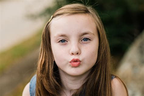 Rhode Island Family Portrait Session | Elena - Lisa Frechette