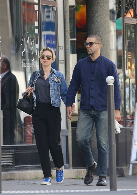 Scarlett Johansson And Romain Dauriac Out In Paris 04 20 20158