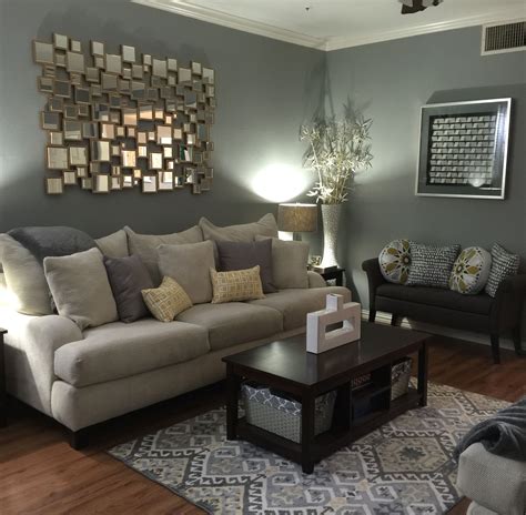 10 Grey And Gold Decor HomeDecorish