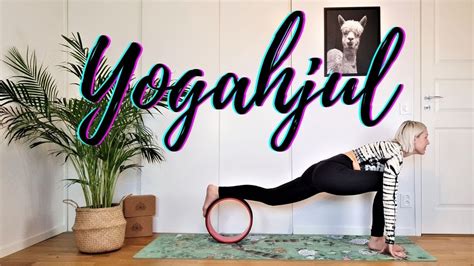 Yogahjul övningar 15 minuter Yoga på svenska YouTube