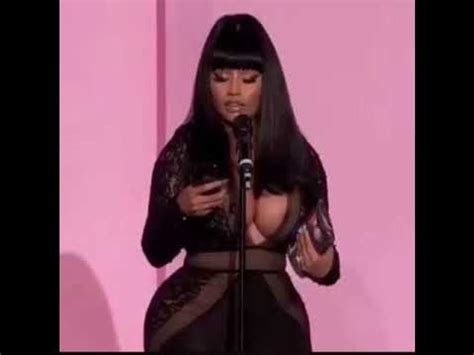 Nicki Minaj Delivers Heartfelt Speech About Juice Wrld Video Dailymotion