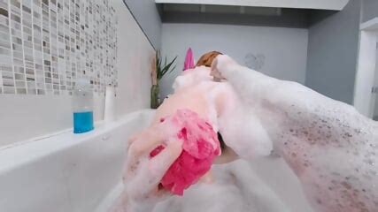 Keely Rose A Horny Morning Rose