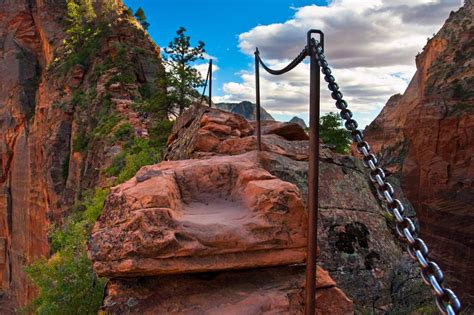 Breathtaking But Deadly How To Safely Hike Angels Landing Utah