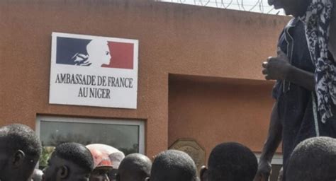 Niger La France Ferme Son Ambassade Jusqu Nouvel Ordre Koaci