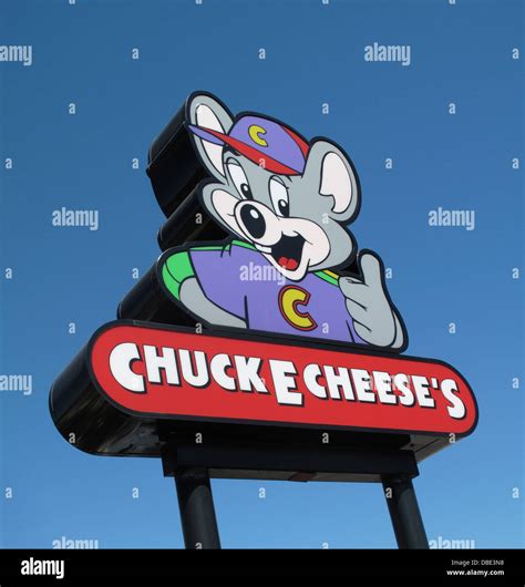 Chuck E Cheese's family entertainment center sign in San Jose Stock ...