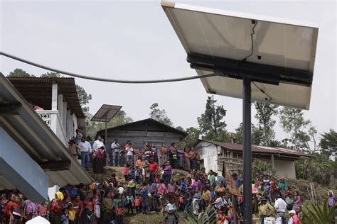 Más de 600 familias beneficiadas con electrificación solar en Alta