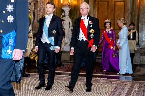 Photo Le président Emmanuel Macron le roi Carl Gustav de Suède la