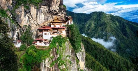 Bhutan: Private 4-tägige Reise mit Vollpension und Transport | GetYourGuide