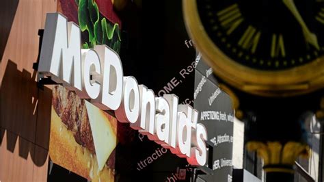 Mcdonalds Bringt Eigenen Veganen Burger Auf Den Markt Berliner