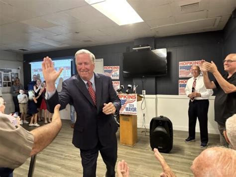 A Rare Republican Winning Streak Is On The Line In Cranston Mayoral