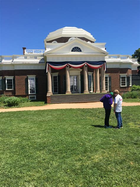 The Thomas Jefferson's home and the tour of the inside, this house was ...