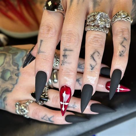 30 Best Goth Nail Designs To Copy In 2024