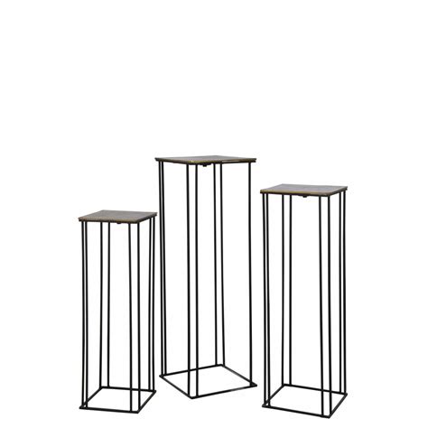 Set De Trois Tables Gigognes Haut Aluminium Or Noir J Line