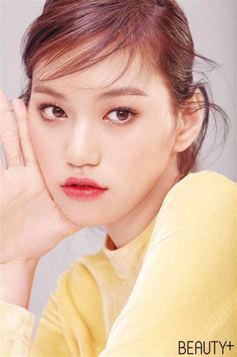 Weki Mekis Kim Do Yeon Is A Beauty In Beauty Allkpop