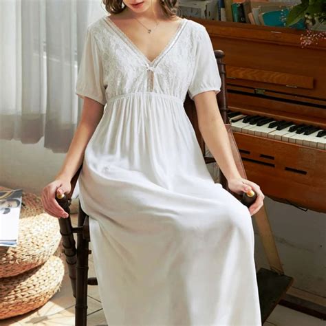 Victorian Nightgown Edwardian Nightgown Cotton White Vintage