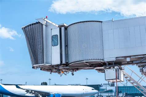 Jet Bridge for Airplane Passenger Boarding Stock Image - Image of tunnel, industry: 99889155