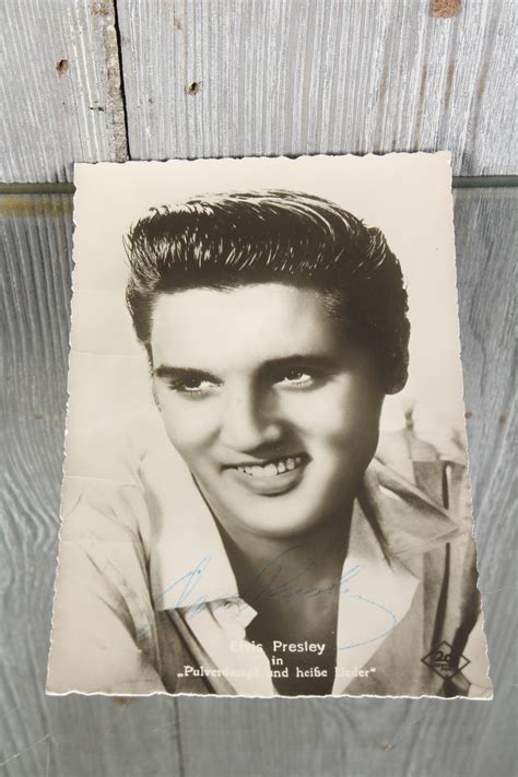 Lot Elvis Presley Signed Postcard