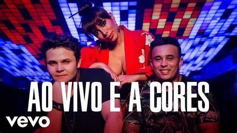 Anitta E Dupla Matheus E Kauan Lan Am Clipe De Ao Vivo E A Cores