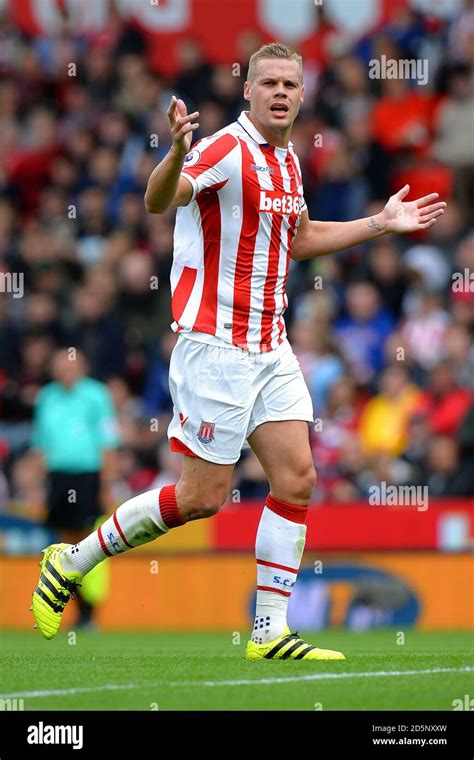 Ryan Shawcross Stoke City Stock Photo Alamy