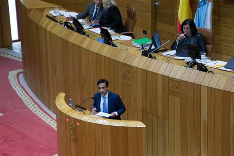 El Parlamento gallego pide al Gobierno central que sitúe a Ferrol entre