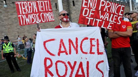 Is There A Right To Protest At Royal Events Bbc News