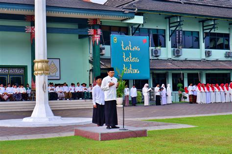 Bagian Kesejahteraan Rakyat Lebih Dari 2000 Peserta Ikuti Apel Hari