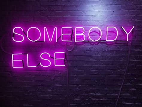 It's all pop 2 me: The 1975 - Somebody Else, video premiere