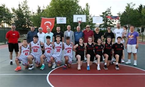 Depremde Hayat N Kaybeden Milli Basketbolcu Nilay Aydo An N Ad