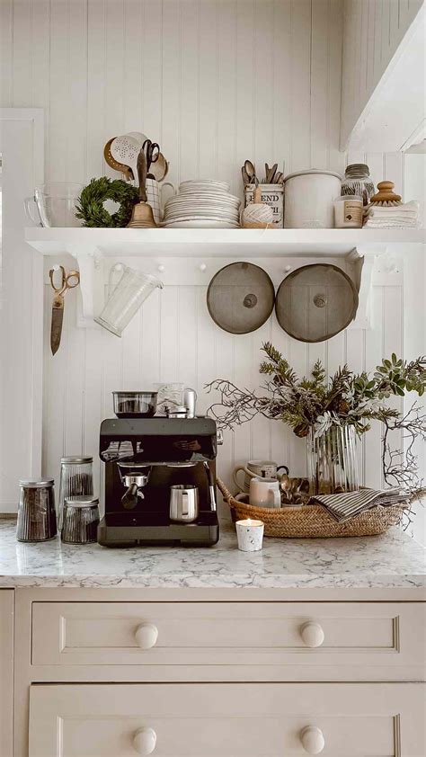 Beadboard Kitchen Backsplash Ideas For A Cozy Cooking Space