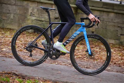 Canyon Ultimate CF SLX SLX Modelljahr 2020 Im Test