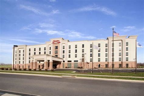 HAMPTON INN & SUITES CHARLES TOWN (AU$194): 2022 Prices & Reviews (WV) - Photos of Hotel ...