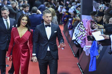 Pilar Rubio Antonella Roccuzzo Desfile De Wags En La Gala Del