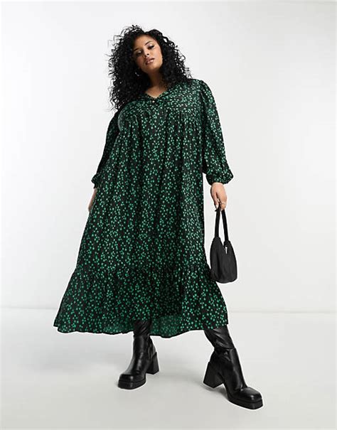 New Look Curve Long Sleeve Twist Front Smock Midi Dress In Green Ditsy