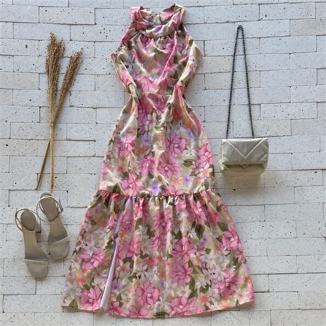 Vestido Longuete Floral Fenda Rosa Dondoca Moda Feminina