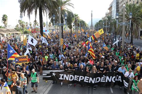 El independentismo catalán vuelve a salir a las calles con el punto de