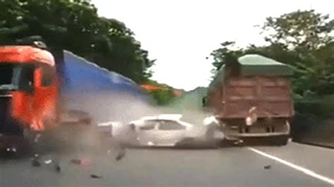 Top Dangerous Truck Crash Compilation Total Crazy Truck Crashes