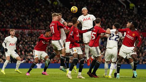 Manchester United 2 2 Tottenham Spurs Twice Fight Back To To Salvage Point At Old Trafford