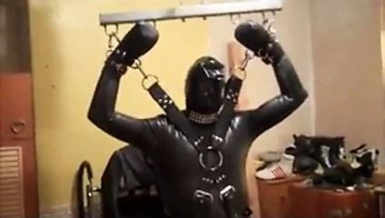 Full Rubber And Gasmask Breathplay Gay Man Porn Xhamster