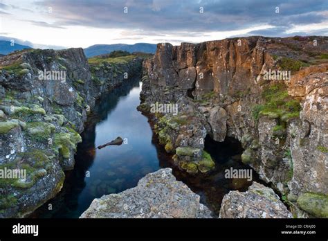 Iceland rift valley hi-res stock photography and images - Alamy