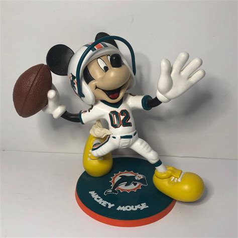 Lot M Danbury Mint Miami Dolphins Disney Statues Mickey Minnie