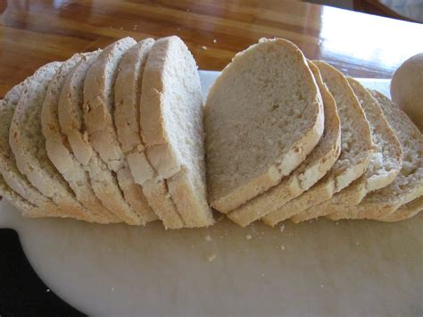 If my refrigerator could talk... it would say, "YUMMM": Syrian Bread