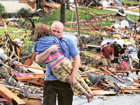 Deadly Tornado Demolishes Town In Missouri 116 Killed Americas Gulf News