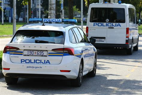 Slobodna Dalmacija Policajac završio u jednomjesečnom istražnom