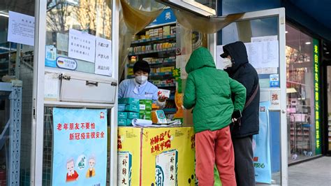 China La Ola De Covid Provoca Escasez De Medicamentos