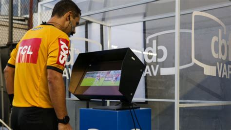 A tecnologia no futebol como a inovação transforma o esporte